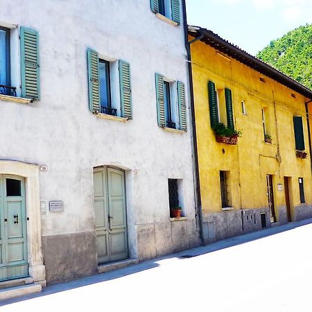 Camera Con Vista Fossombrone Exterior photo